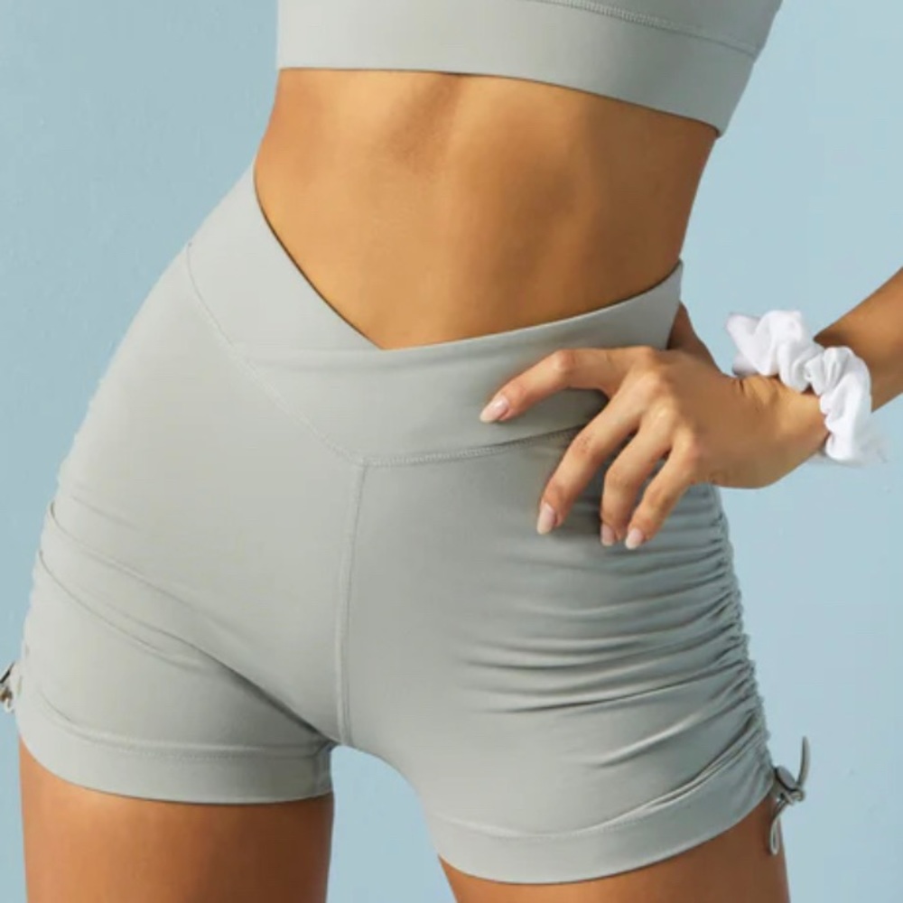 Crossover waist gym shorts side scrunch